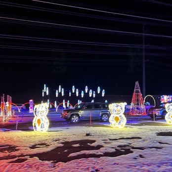 Christmas in Color - Aurora - Amusement Parks Near Me - Aurora, Colorado