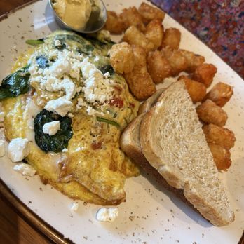 Lazy Dog Restaurant & Bar - Veggie Omelet - New American Near Me - Irvine, California Lazy Dog Restaurant & Bar - Veggie Omelet - New American Near Me - Irvine, California