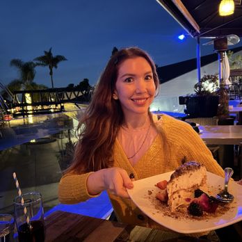 Beeside Balcony - Dessert! - Mediterranean Near Me - Del Mar, California