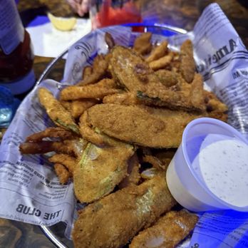 Aquarium Restaurant - Seafood Near Me - Nashville, Tennessee Aquarium Restaurant - Seafood Near Me - Nashville, Tennessee