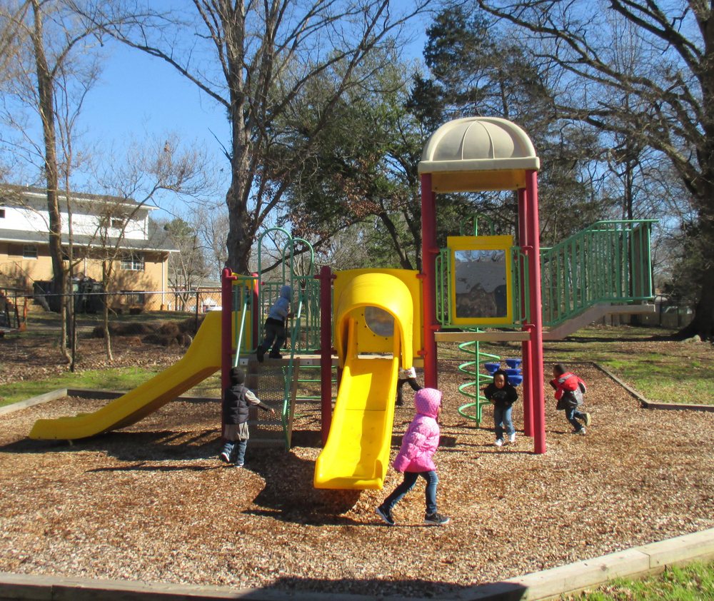 CHILDCARE NETWORK Child Care & Day Care 430 W Sugar Creek Rd