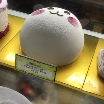 Breeze Bakery Cafe - Bakeries Near Me - Annandale, Virginia