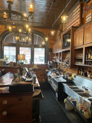 The Everett Hotel by null