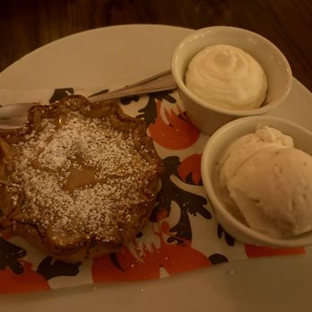 Red Rooster Harlem - Lil' Apple Pie - American Near Me - New York, New York Red Rooster Harlem - Lil' Apple Pie - American Near Me - New York, New York