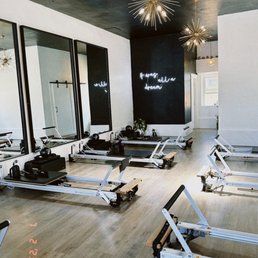 Love this studio's aesthetic!