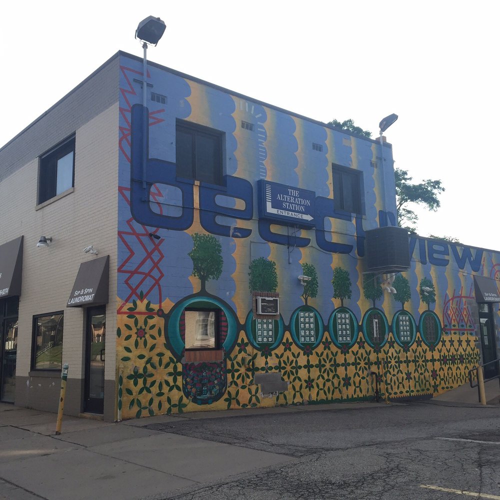 Nice mural! Make sure you keep your eyes open as it's easy to miss when driving!