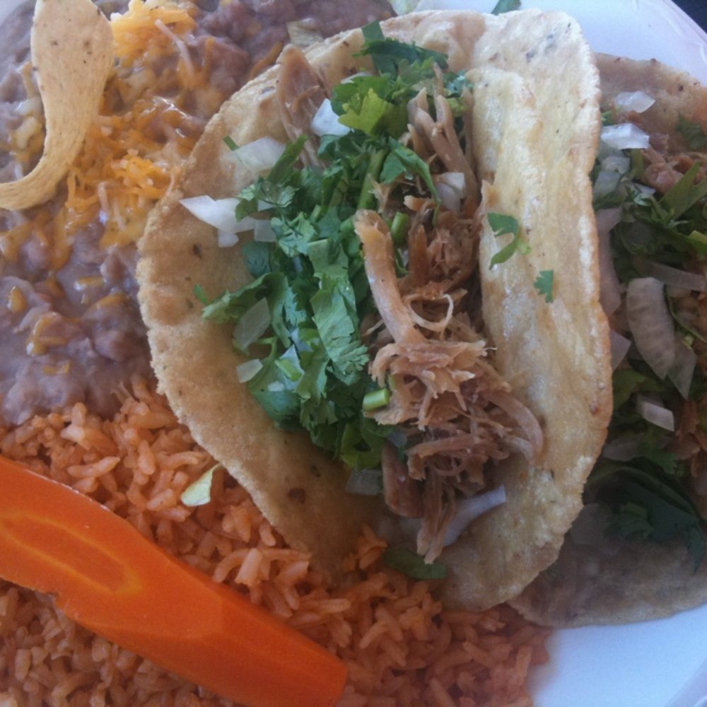 Cha-Cha's Tacos - Tacos de carnitas plate. - Mexican Near Me - Redlands, California Cha-Cha's Tacos - Tacos de carnitas plate. - Mexican Near Me - Redlands, California