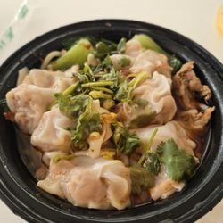 A3. Spicy Chili Chicken Rice Noodle Soup辣鸡汤粉 added wontons