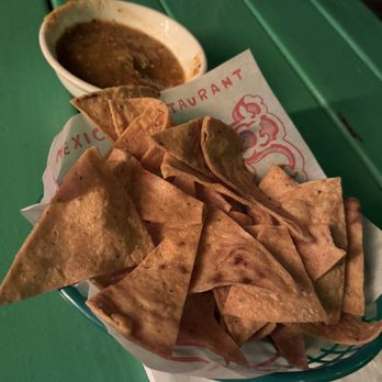 El Molino Central - Chips and Salsa - Mexican Near Me - Sonoma, California