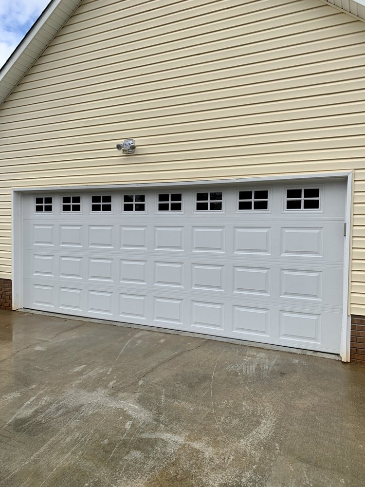 GARAGE DOOR COMMANDER Updated August 2024 22 Photos & 15 Reviews