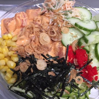 Poke City - DIY poke bowl with half rice and half zucchini noodles - Hawaiian Near Me - Cambridge, Massachusetts Poke City - DIY poke bowl with half rice and half zucchini noodles - Hawaiian Near Me - Cambridge, Massachusetts