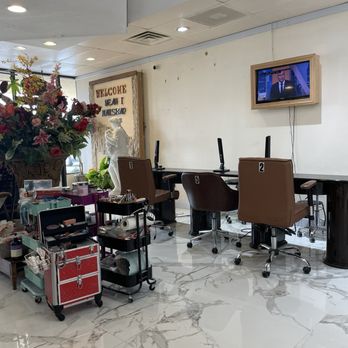 Yeah 1 Nails Bar - Nail Salons Near Me - Plano, Texas