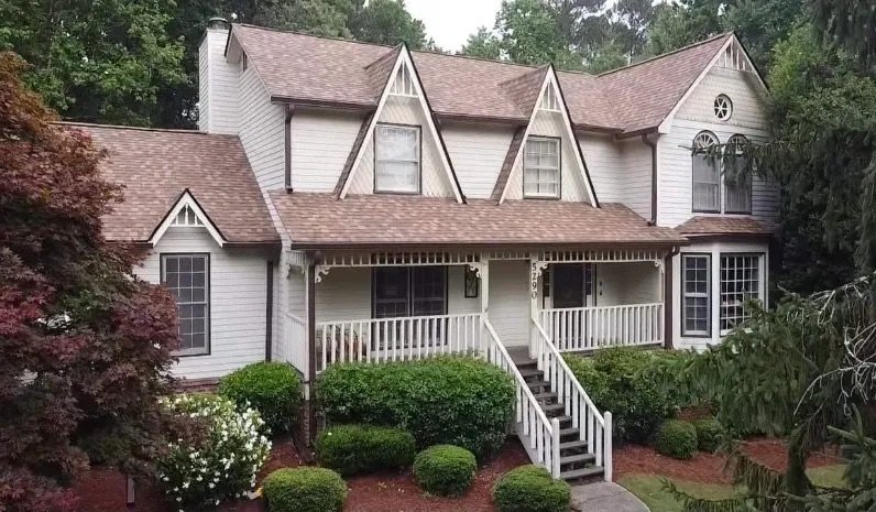 Slide of Pristine Roofing