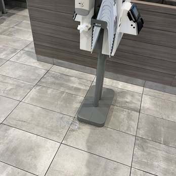 McDonald's - More gross - Burgers Near Me - Methuen, Massachusetts McDonald's - More gross - Burgers Near Me - Methuen, Massachusetts