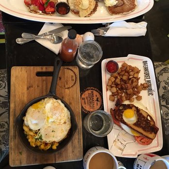 Breakfast Republic - Pancake sampler, breakfast Sammie (right), and breakfast Mac and cheese (left). - Breakfast & Brunch Near Me - Encinitas, California