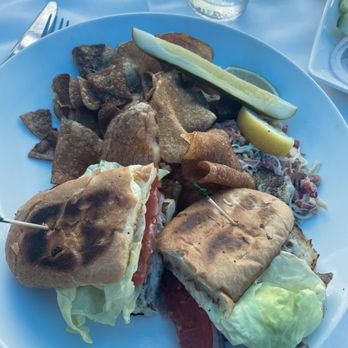 Louie's Backyard - Snapper sandwich - New American Near Me - Key West, Florida