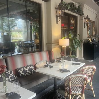 Monarch - Patio - New American Near Me - Houston, Texas
