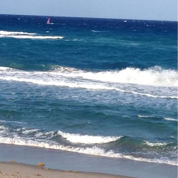 Boca Raton South Beach Pavilion - Beautiful windy end of day 6pm - Beaches Near Me - Boca Raton, Florida
