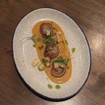 Ten Foot Henry - Seared scallops - IG @bougiefoodieboi - Canadian (New) Near Me - Calgary, Alberta