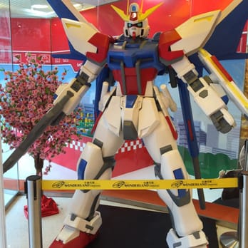 奇趣天地 - Life size Gundam figure - Toy Stores Near Me - Hong Kong, HK