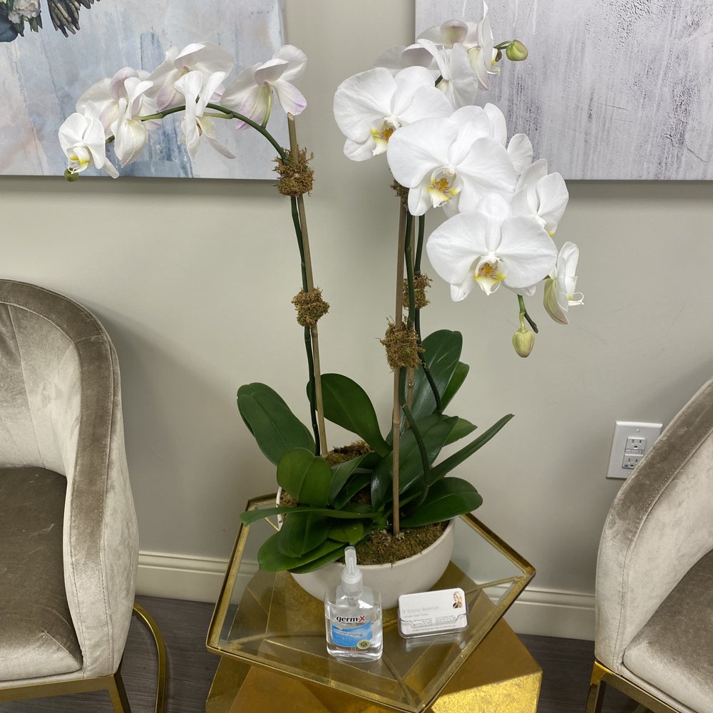 Alaric Flower Design - Florists Near Me - New York, New York