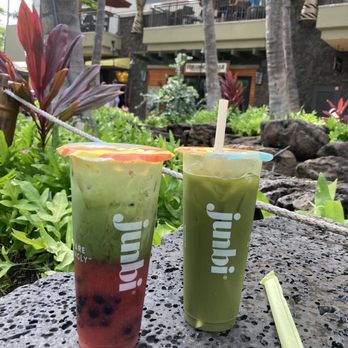 Junbi - Waikiki - Strawberry matcha latte (left) and the Matcha Guava Fresca on the right - Coffee & Tea Near Me - Honolulu, Hawaii