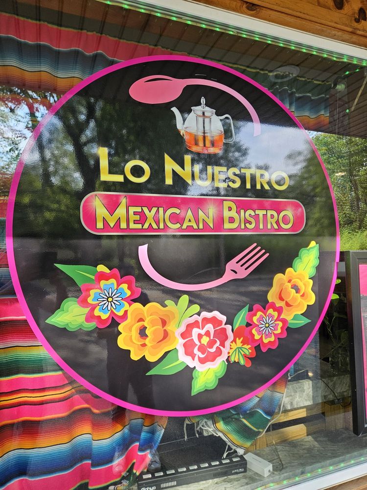Lo Nuestro Restaurant
