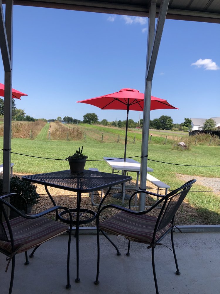 LAZY ELM Updated October 2024 11 Photos & 17 Reviews 523 Danner Rd, Mocksville, North