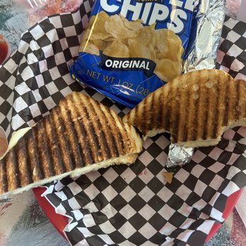 Oliver's Place Sandwich Shop - Grilled cheese - Sandwiches Near Me - Temple, Pennsylvania