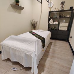 Manorah Thai Massage - Special Heat padded massage beds.