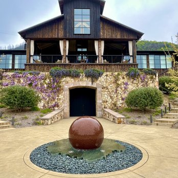 Davis Estates - Wineries Near Me - Calistoga, California