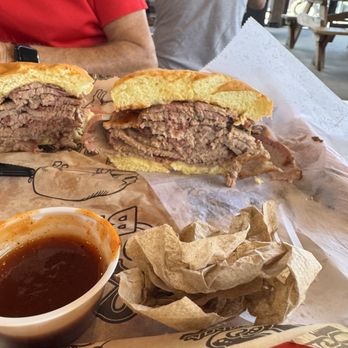 Slap's BBQ - Brisket and burnt end sandwiches - Barbeque Near Me - Kansas City, Kansas