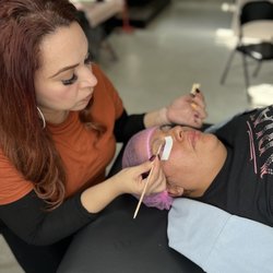 Nelas Studio and Academy - Clase de permanente de pestañas