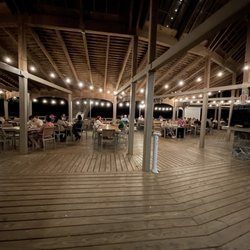 Cinnamon Bay Campground - Dining patio: bar, restaurant