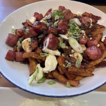 Cochon Dingue - Poutine with pork - Breakfast & Brunch Near Me - Quebec City, Quebec