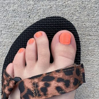 T & T Nails - Uneven polish - Nail Salons Near Me - Greencastle, Indiana T & T Nails - Uneven polish - Nail Salons Near Me - Greencastle, Indiana