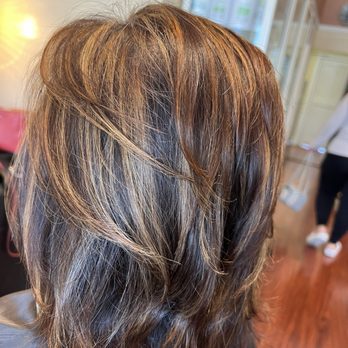 Lisa Li - Color and highlights by Lisa - Hair Stylists Near Me - Burlingame, California Lisa Li - Color and highlights by Lisa - Hair Stylists Near Me - Burlingame, California
