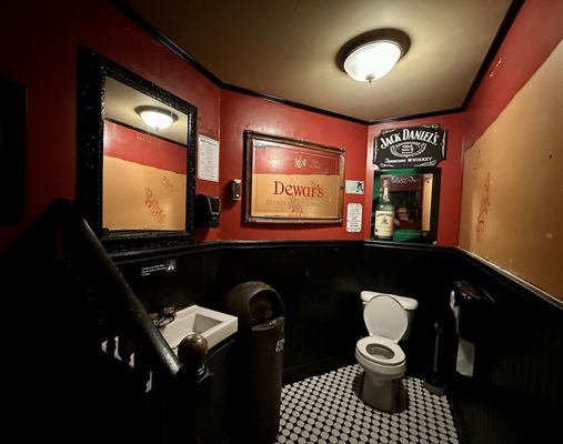 The Black Sheep Pub & Restaurant by null