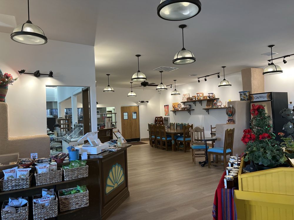 Growild Cafe & Events Logo