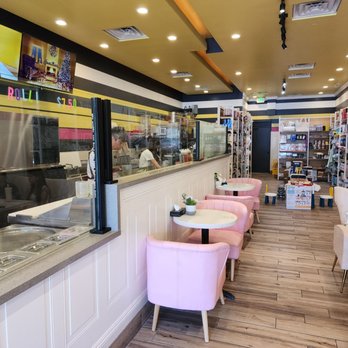 S7 Icy Bubble - Kailua - Inside - Ice Cream & Frozen Yogurt Near Me - Kailua, Hawaii