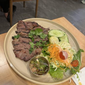 Manaao - "Crying Tiger" Seua Rong Hai - Thai Near Me - Tustin, California