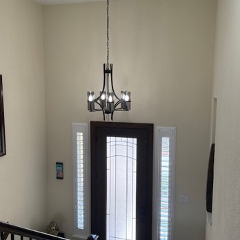 Magnify Electric - Entry light 15 feet in the air. - Electricians Near Me - Spicewood, Texas