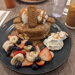 Lotus Biscoff Pancakes