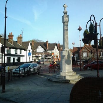 The Red Lion Hotel - Hotels Near Me - Radlett, HRT