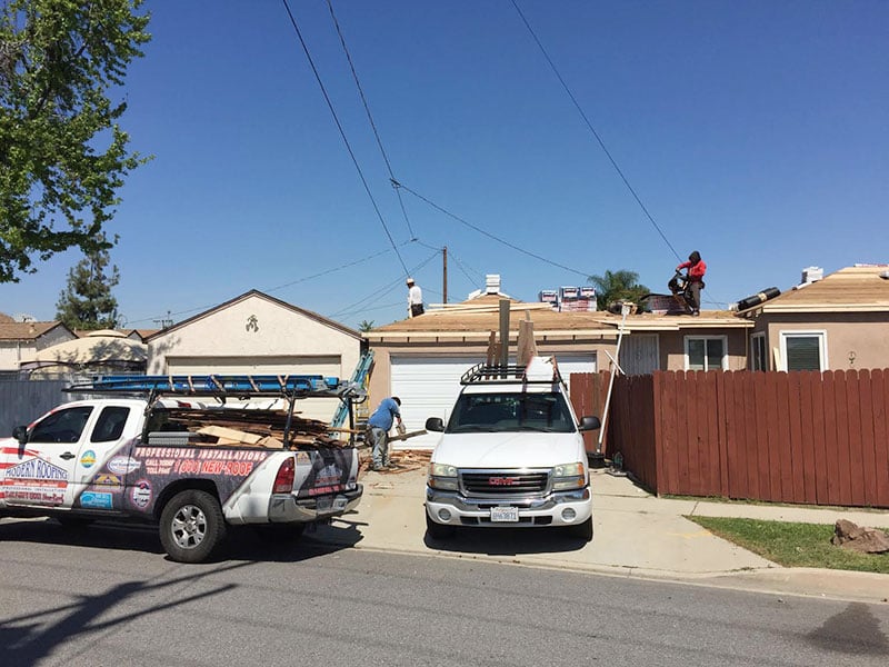 Slide of Modern Roofing Inc