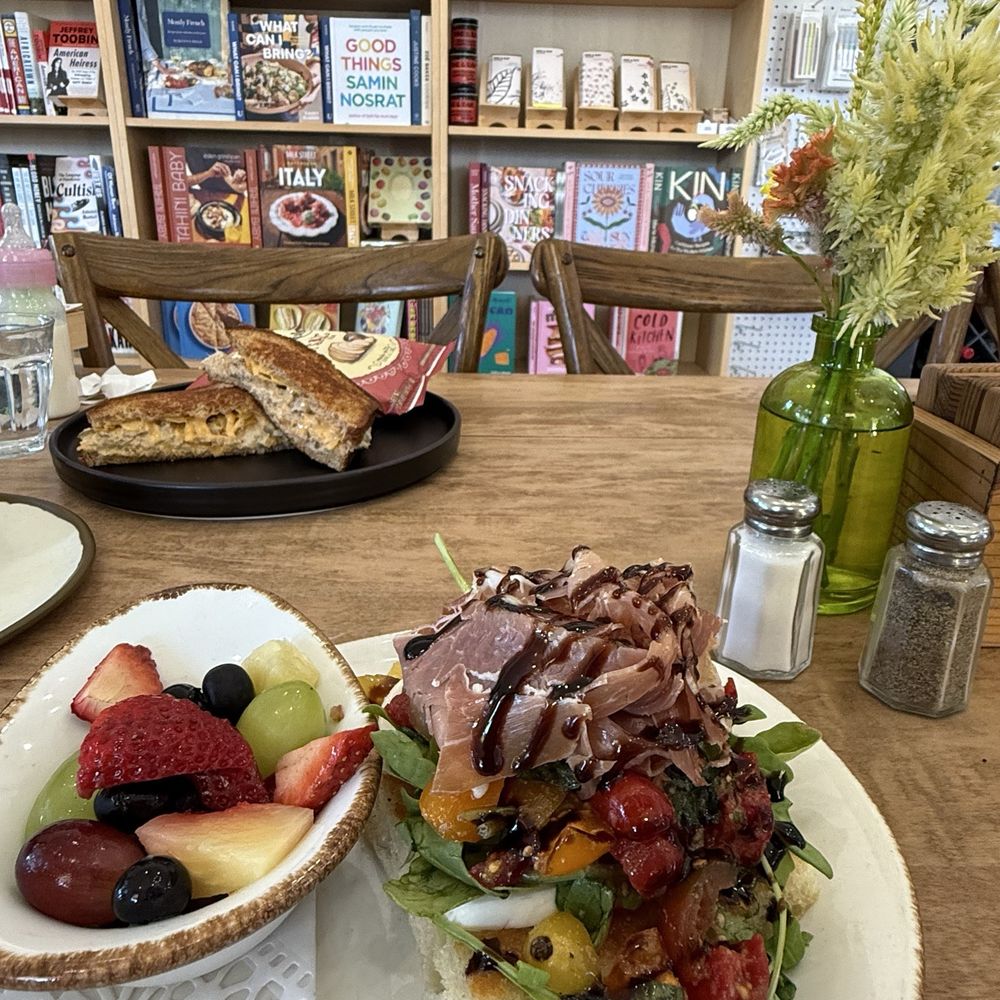 Pecantown Books And Brews - Bookstores Near Me - Seguin, Texas Pecantown Books And Brews - Bookstores Near Me - Seguin, Texas