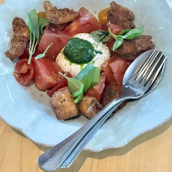 Wit & Wisdom Sonoma - Tomato Burrata - New American Near Me - Sonoma, California Wit & Wisdom Sonoma - Tomato Burrata - New American Near Me - Sonoma, California