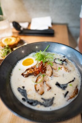 Whisky & Ramen by null