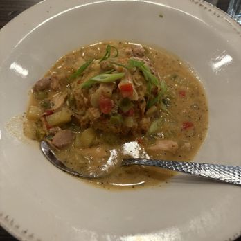 Mudlick Tap House - Chicken pot pie - Gastropubs Near Me - Dayton, Ohio