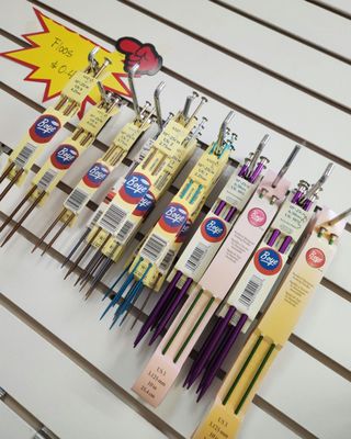 La Casa de las Viejas (Fabric and Lenceria) by null